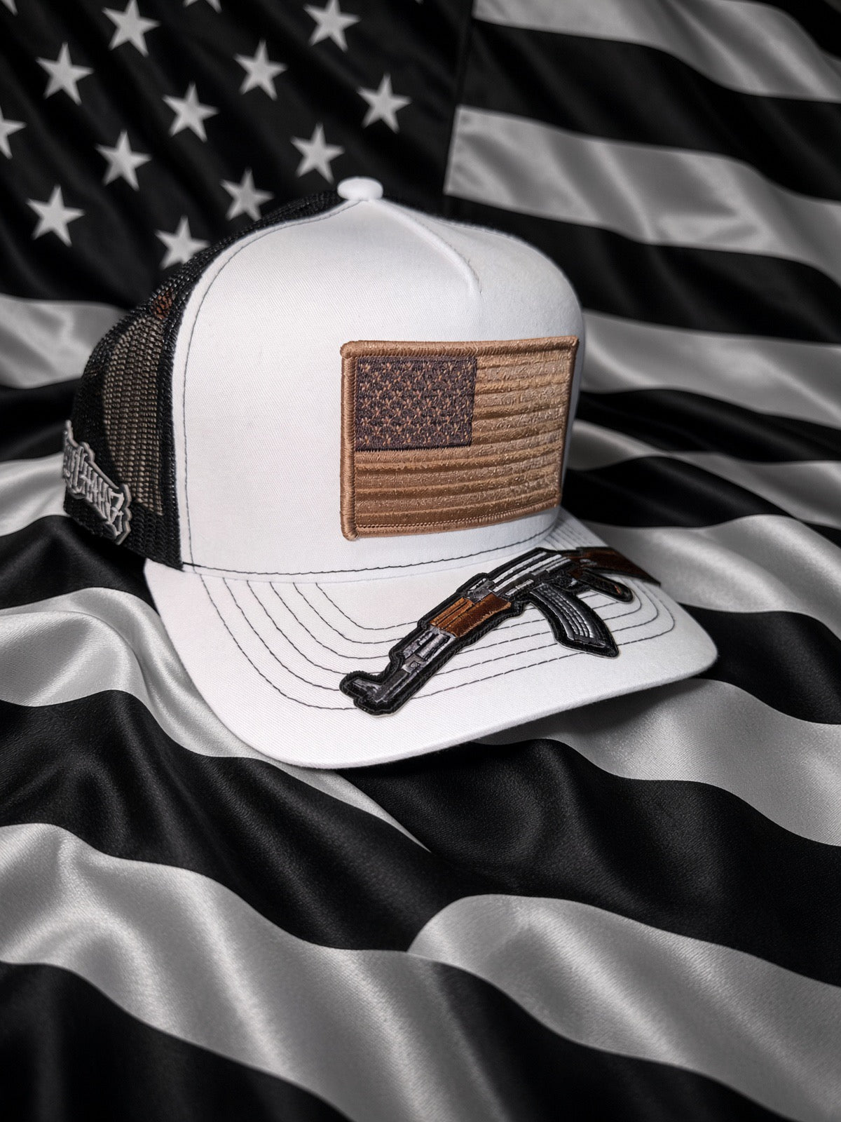 THE PALE WHITE HORSE
Premium Fully Loaded 7-Panel