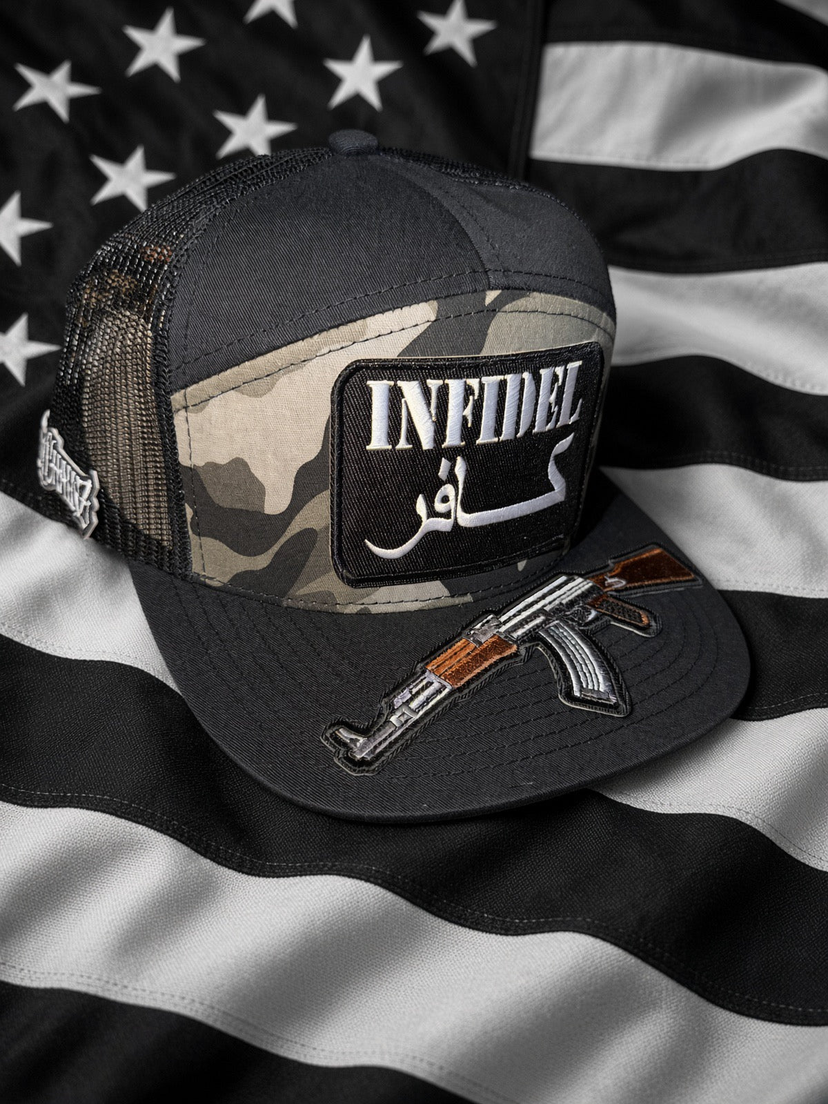 THE COWBOY 7-Panel hat